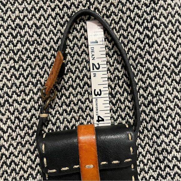 Fredd & Basha Blk/Tan w/White Stitching Detail Leather Carrying Case - Picture 7 of 9